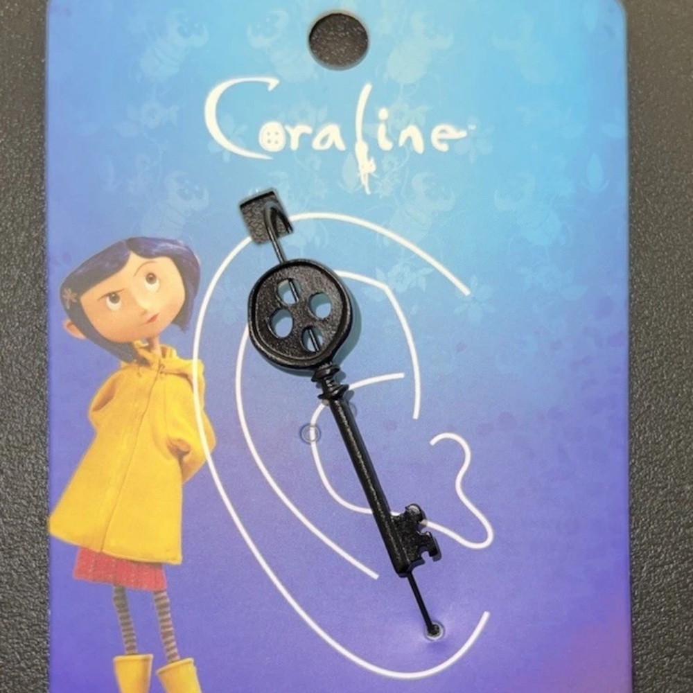 Coraline Black Key Ear Hook